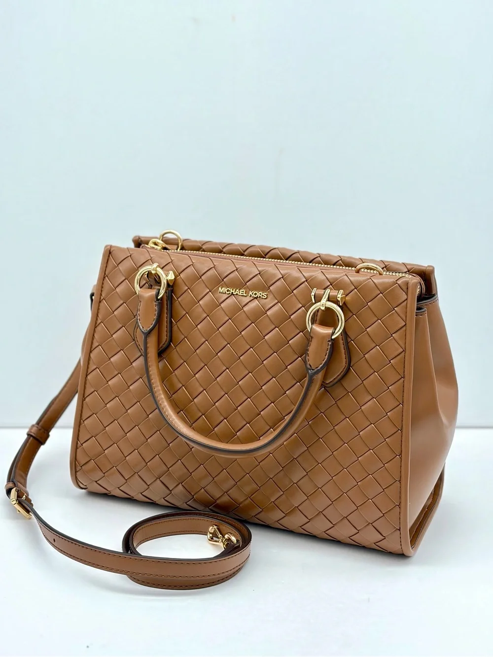 MICHAEL KORS  Marilyn Medium Woven Satchel Crossbody Bag Luggage